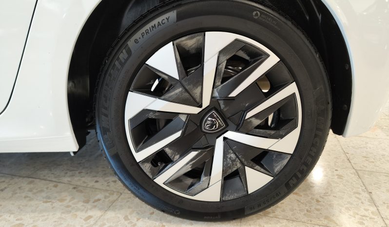 PEUGEOT 208 1.2 Puretech S&S Style lleno