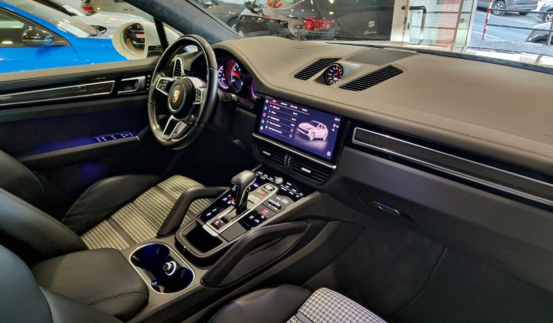 PORSCHE Cayenne Coupé GTS lleno