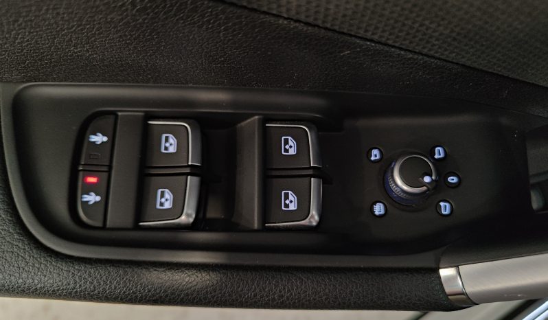 AUDI Q2 30 TDI S line S tronic lleno