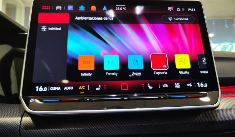 Volskwagen Golf 2.0 TDI R-Line lleno