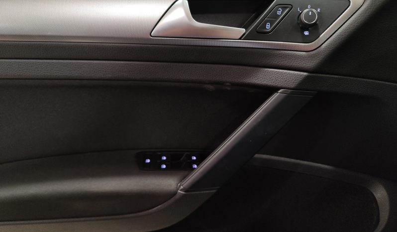 VOLKSWAGEN Golf 1.0 TSI Business Edition lleno