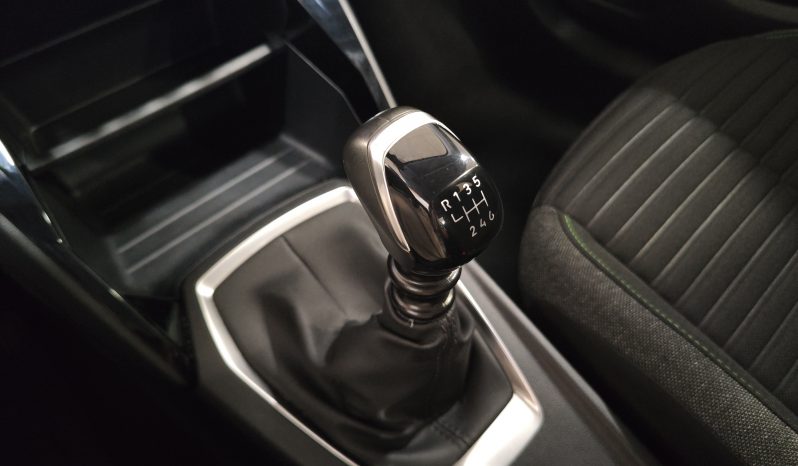 PEUGEOT 208 1.2 Puretech S&S Active 100 lleno