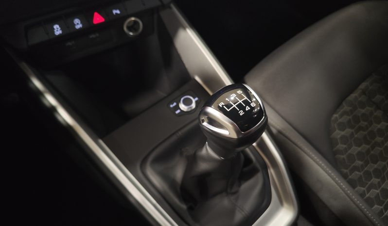 AUDI A1 Sportback 30 TFSI S line lleno