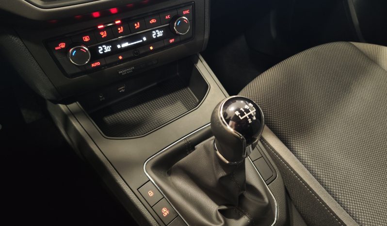 SEAT Ibiza 1.0 TSI S&S Style lleno