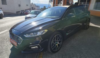 FORD Mondeo Sedán 2.0 HEV Titanium lleno