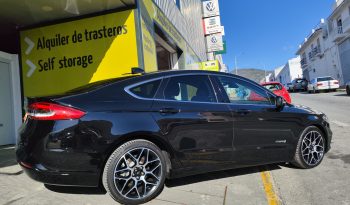 FORD Mondeo Sedán 2.0 HEV Titanium lleno