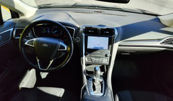 FORD Mondeo Sedán 2.0 HEV Titanium lleno
