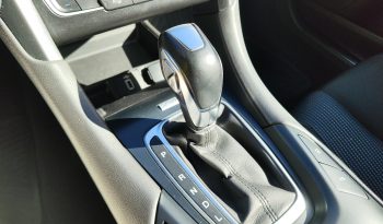 FORD Mondeo Sedán 2.0 HEV Titanium lleno