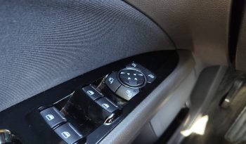 FORD Mondeo Sedán 2.0 HEV Titanium lleno