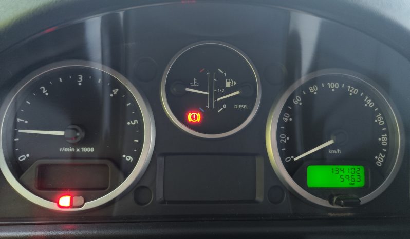 LAND-ROVER Defender 110 SW SE lleno