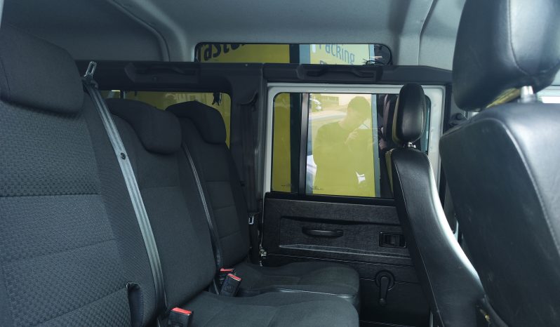 LAND-ROVER Defender 110 SW SE lleno