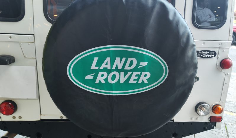 LAND-ROVER Defender 110 SW SE lleno
