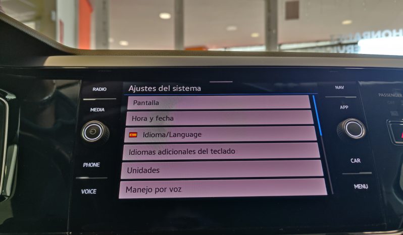 VOLKSWAGEN Polo 1.0 TSI United 70kW lleno