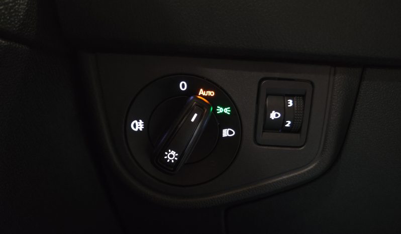 VOLKSWAGEN Polo 1.0 TSI Life lleno