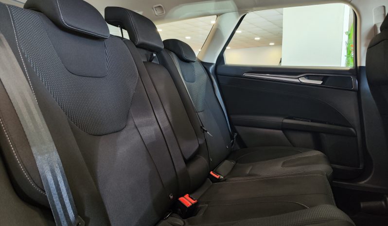 FORD Mondeo Sportbreak 2.0 HEV Titanium lleno