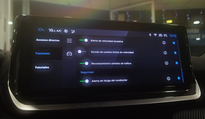 PEUGEOT 2008 1.2 PureTech S&S Allure lleno