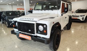 LAND-ROVER Defender 110 SW SE lleno