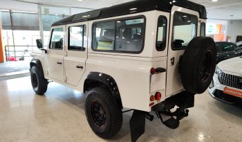 LAND-ROVER Defender 110 SW SE lleno