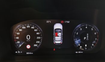 VOLVO XC40 B4 Momentum Pro Aut lleno