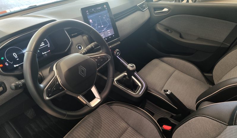RENAULT Clio TCe Techno lleno