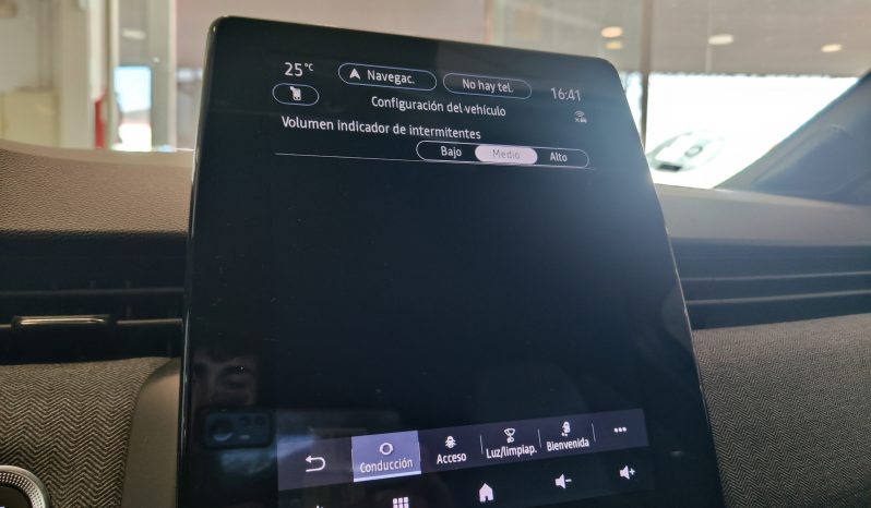RENAULT Clio TCe Techno lleno