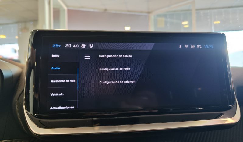 PEUGEOT 2008 1.2 PureTech S&S Allure lleno