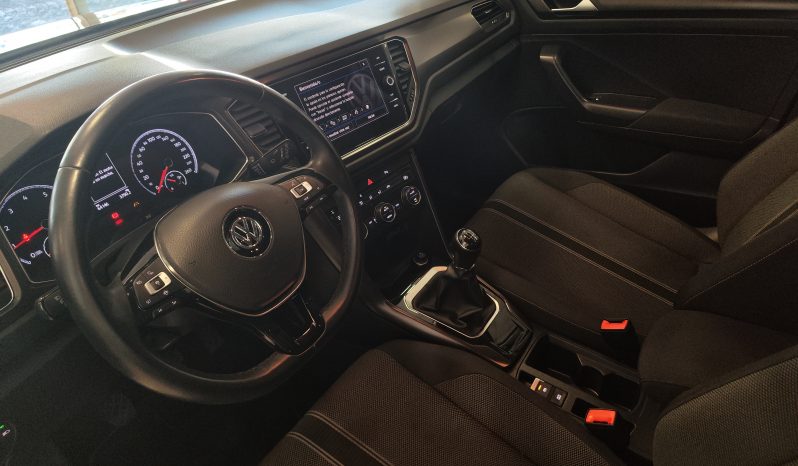VOLKSWAGEN T-Roc 1.0 TSI Advance Style lleno
