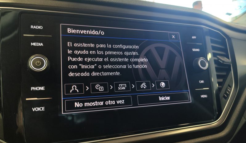 VOLKSWAGEN T-Roc 1.0 TSI Advance Style lleno