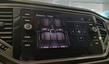 VOLKSWAGEN T-Roc 1.0 TSI Advance Style lleno