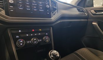 VOLKSWAGEN T-Roc 1.0 TSI Advance Style lleno