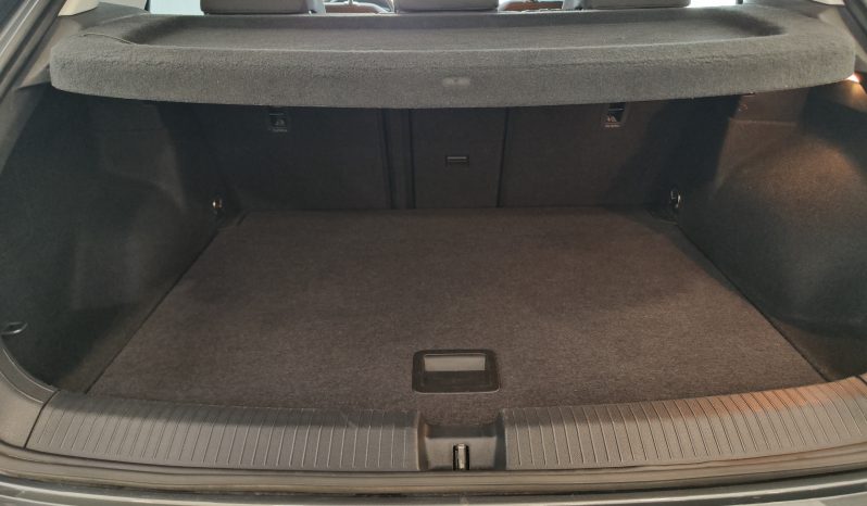 VOLKSWAGEN T-Roc 1.5 TSI Life DSG7 lleno