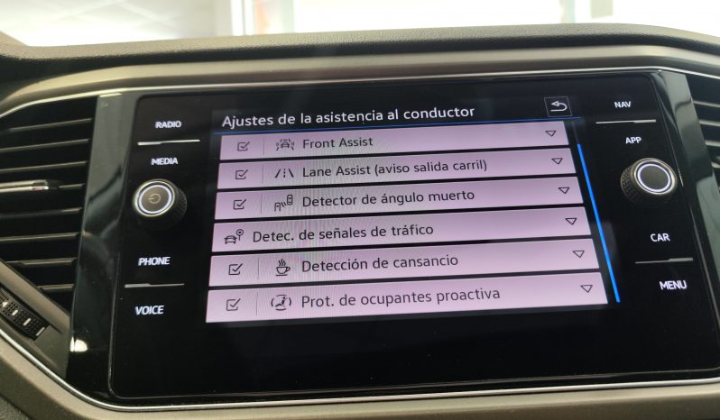 VOLKSWAGEN T-Roc 2.0TDI Advance Style lleno