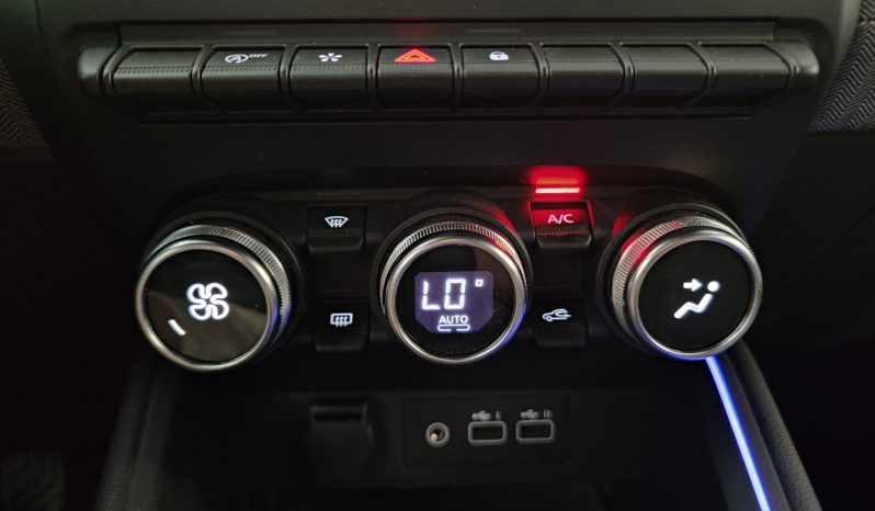 RENAULT Clio TCe Techno lleno