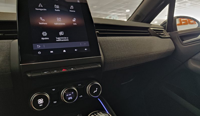 RENAULT Clio TCe Techno lleno