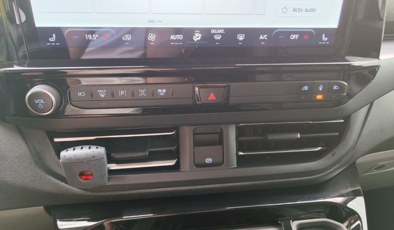 FORD Tourneo Custom 2.5 Duratec Titanium X lleno